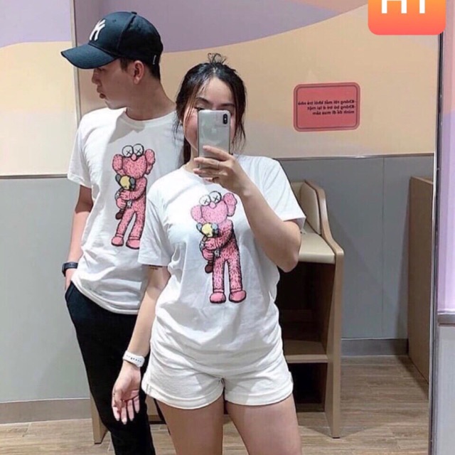 Bộ sưu tập áo phông chú boi KAWS siêu đẹp