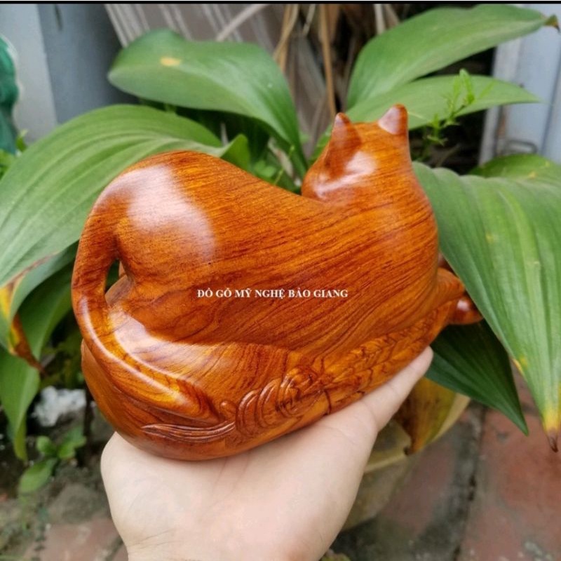 Tượng con mèo gỗ hương ngang 15cm