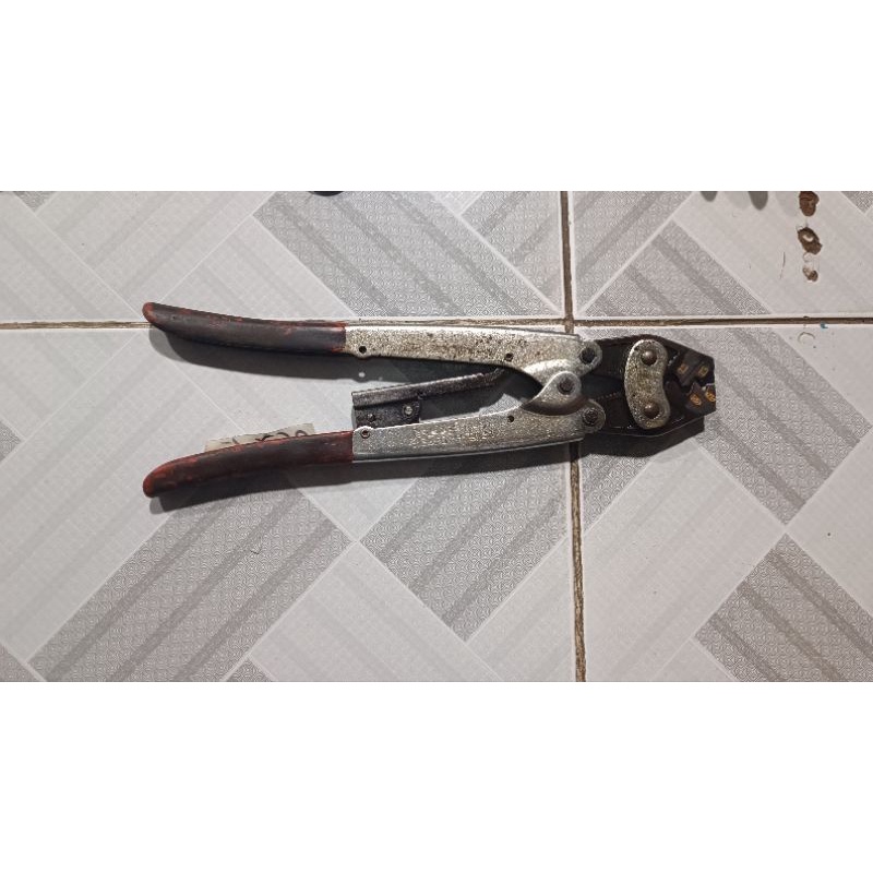 Đồ nghề nhật mỹ , kìm cos , mỏ lết , kìm mỏ quạ , mũi khoan Hilti