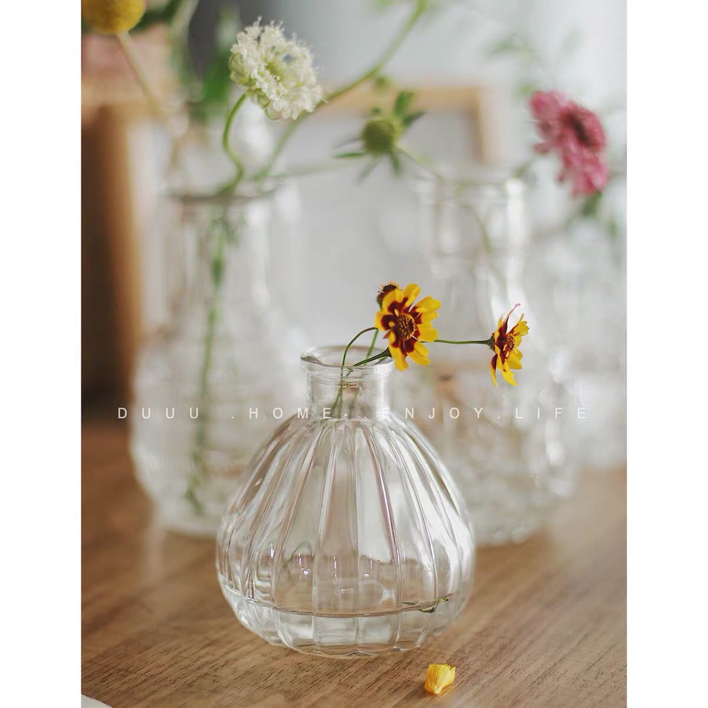 Lọ hoa thủy tinh mini trang trí phong cách vintage