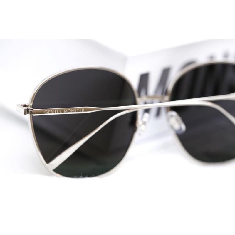 kính mát thời trang