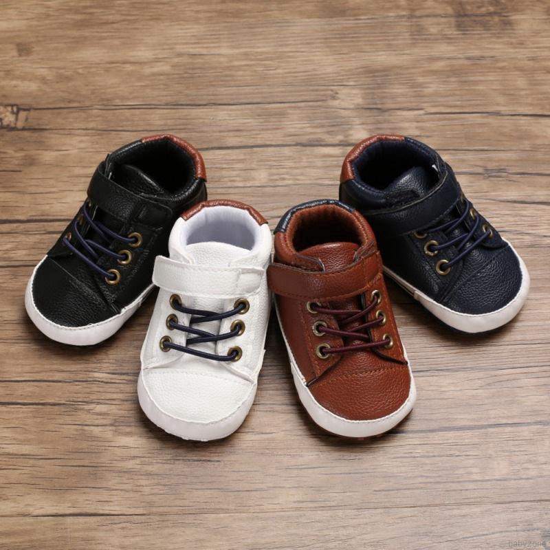 Giày sneaker da PU chống trượt cho bé trai