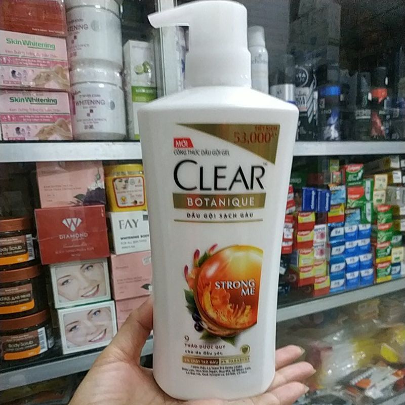 DẦU GỘI SẠCH GÀU SỐ 1 CLEAR 9 LOẠI THẢO DƯỢC 650G _ SẠCH GÀU & AN TOÀN CHO DA ĐẦU!