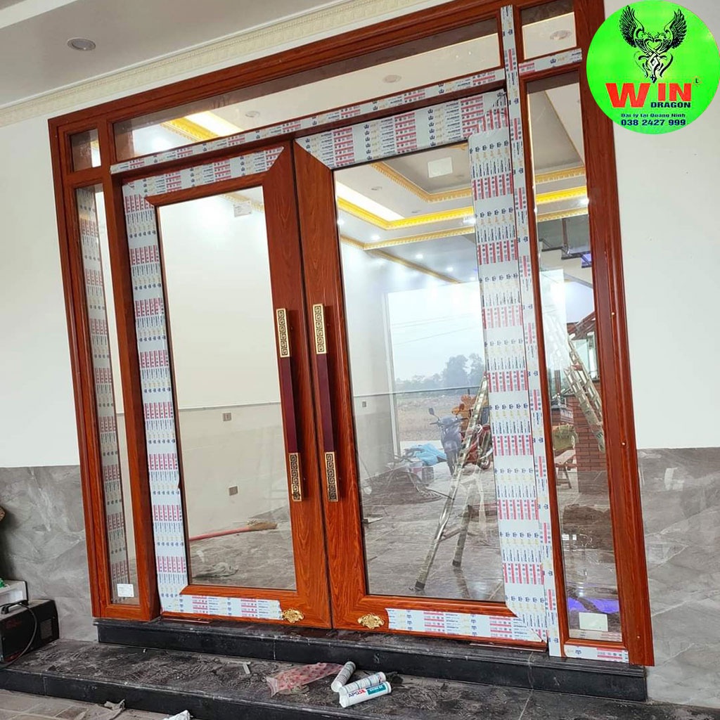 Tay nắm cửa kính cường lực ,thủy lực gỗ vuông đầu vàng 25x50