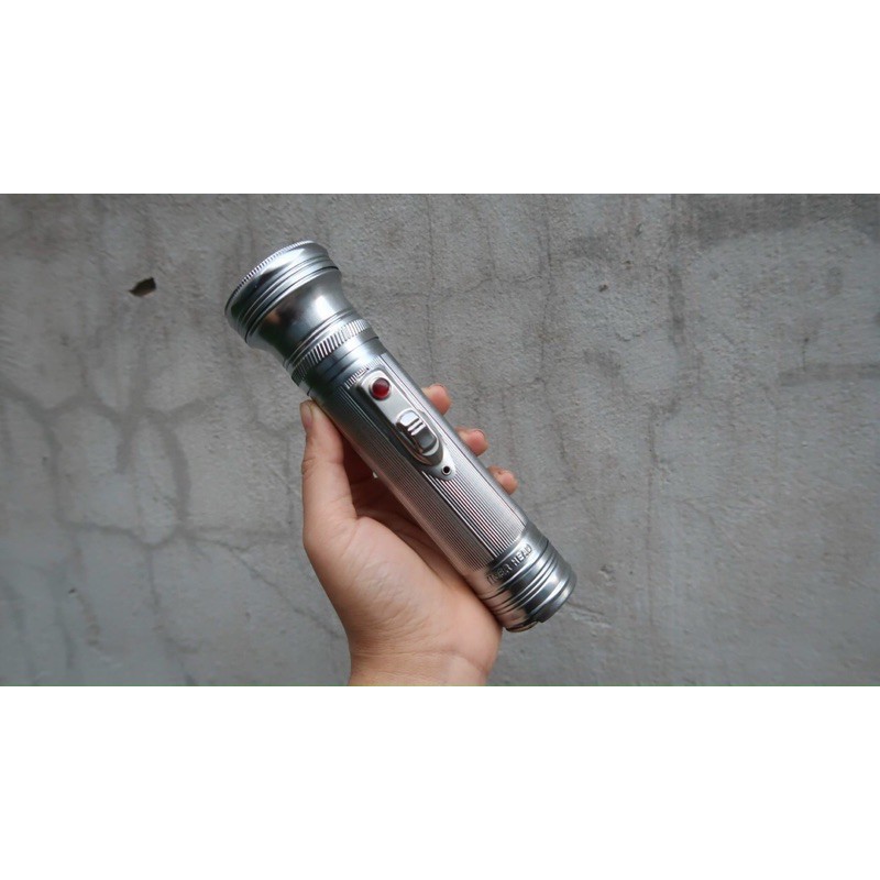 Đèn Pin con cọp Xưa
