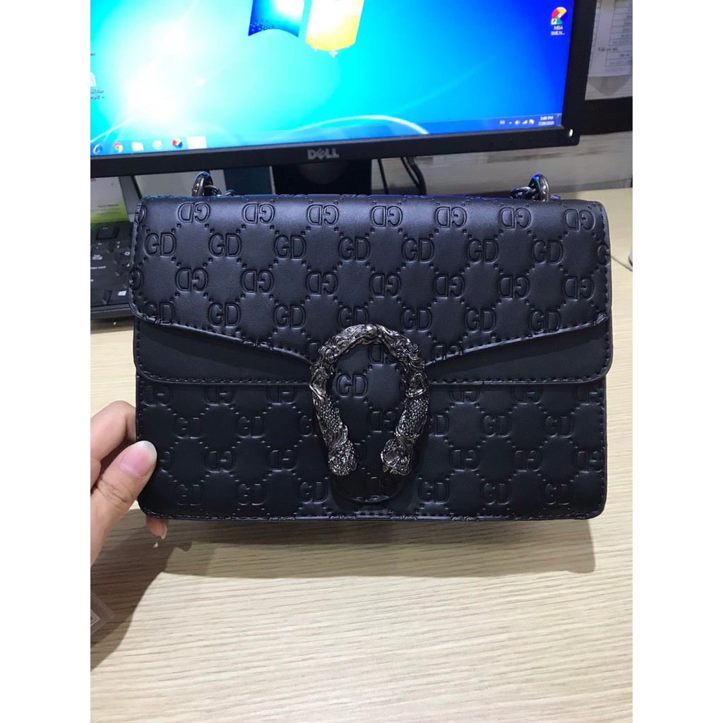 Túi nữ quảng châu đeo chéo in chữ vân chìm chất đẹp - HD163 | BigBuy360 - bigbuy360.vn