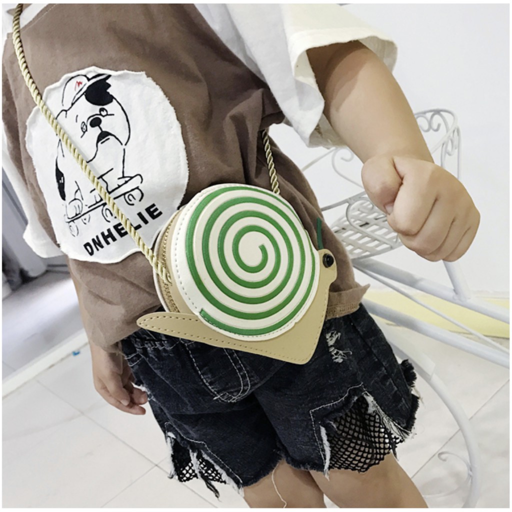 Túi đeo chéo mini cho bé trai bé gái Hạ Băng Designs, túi xách mini trẻ em đựng tiền điện thoại - Côn trùng