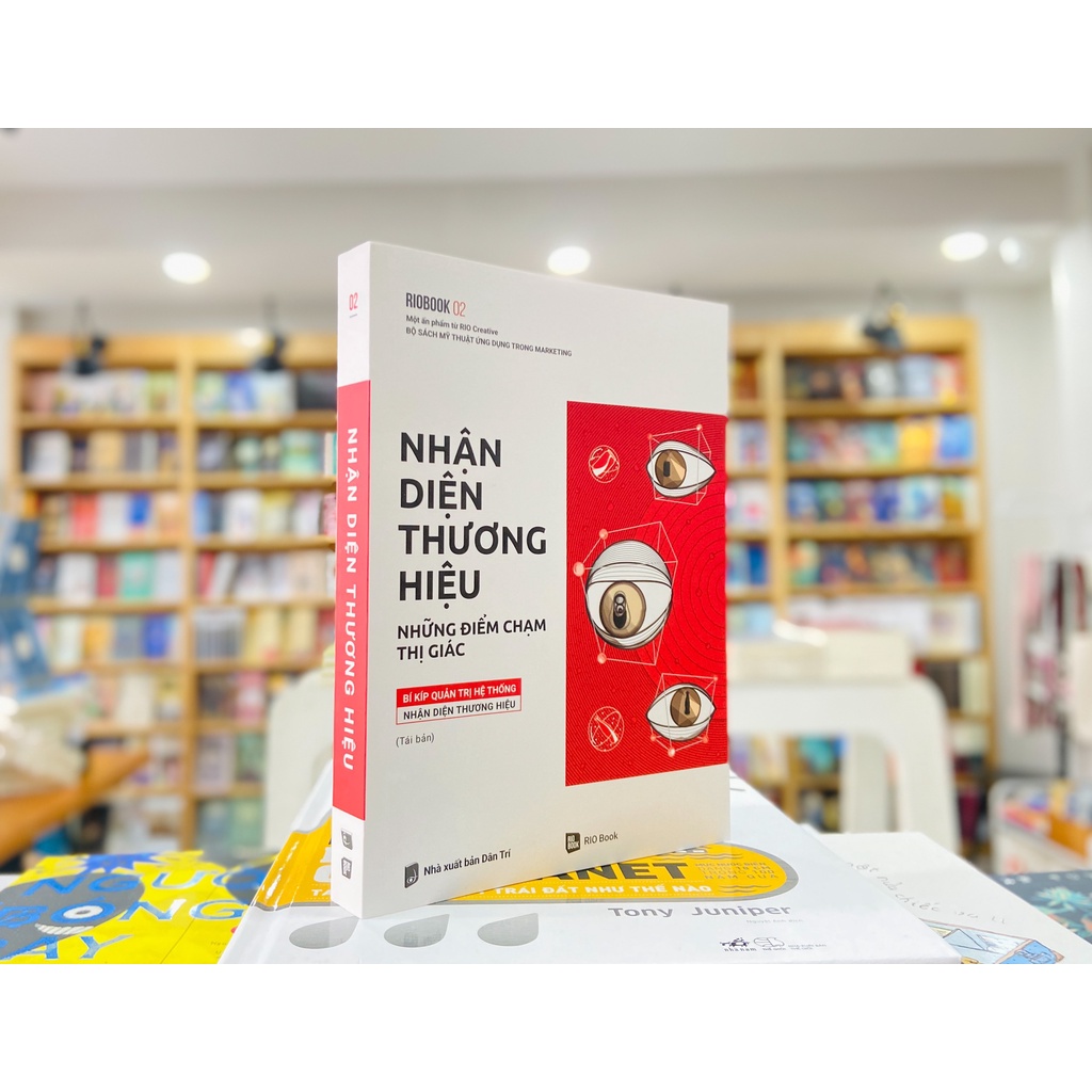 Sách - RIO Book No.2 - Nhận diện thương hiệu: Những điểm chạm thị giác (Tái bản 2021) (Nhã Nam HCM)