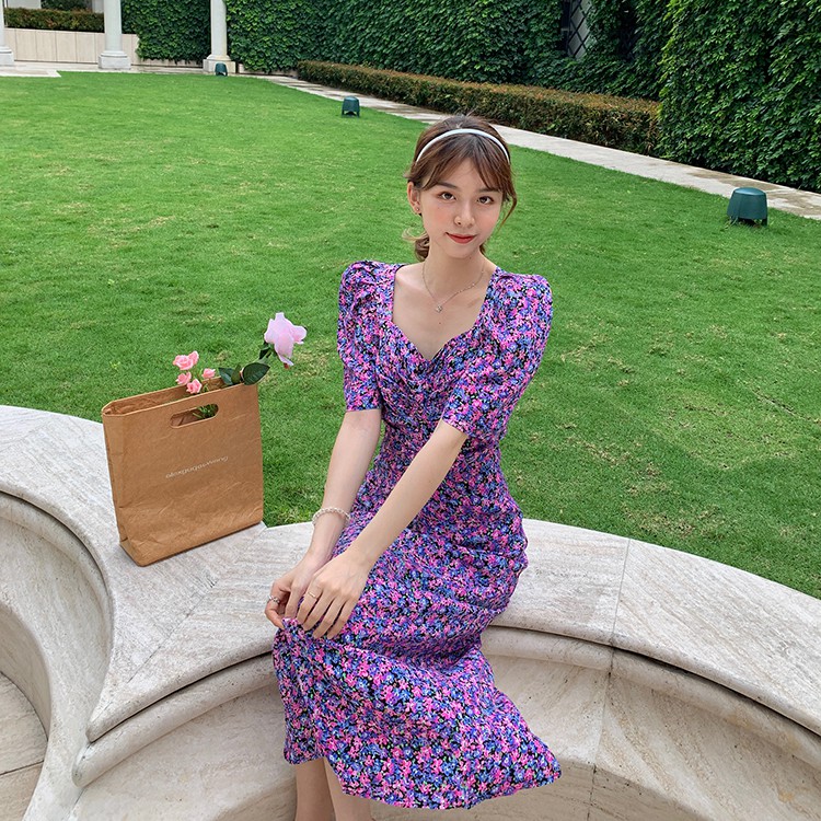 Đầm hoa tím hở lưng | BigBuy360 - bigbuy360.vn
