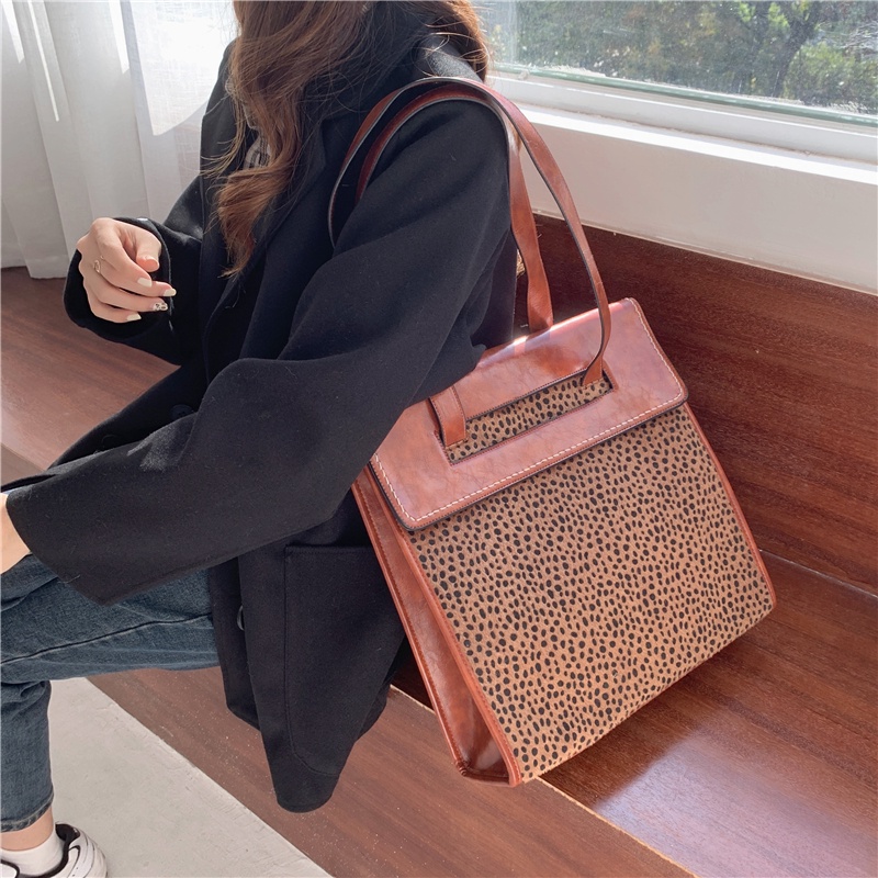 IELGY Túi tote Đeo Vai Kích Thước Lớn In Họa Tiết Da Báo Phong Cách Cổ Điển Thời Trang Cho Nữ