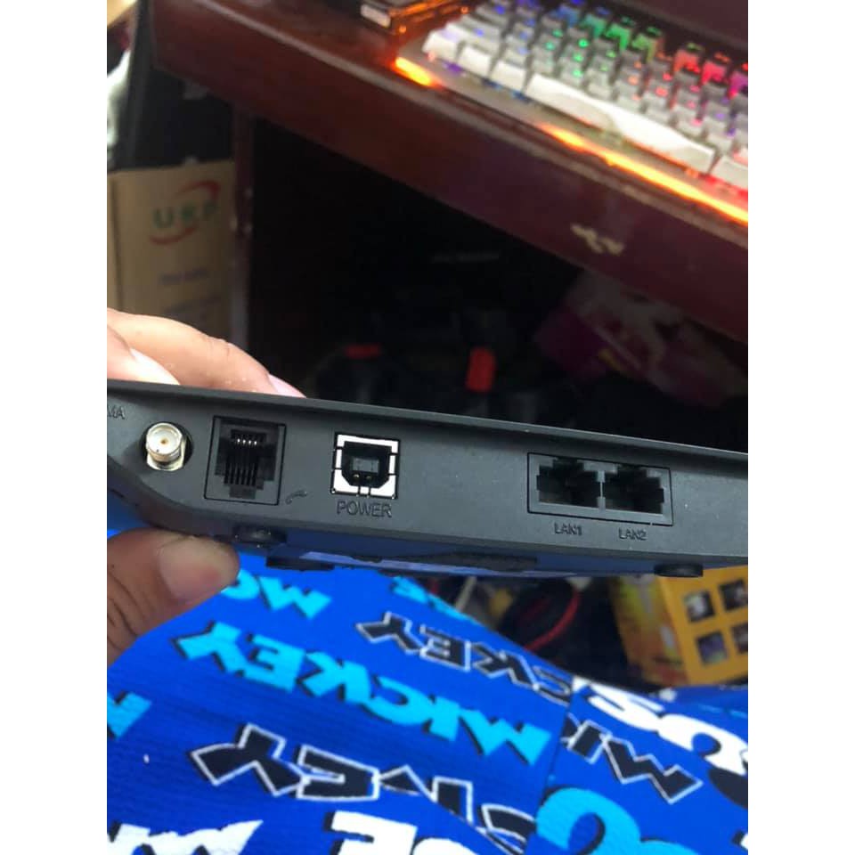 Phát wifi từ sim 3g, Huawei B681, mobifone phân phối nên chỉ sử dụng được mạng mobi, chuyên dùng cho xe khách, hỗ trợ 32 | BigBuy360 - bigbuy360.vn