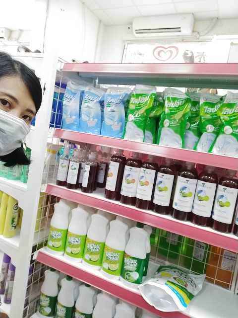 Nước rửa chén bát hữu cơ Layer Clean hương Quýt 800ml