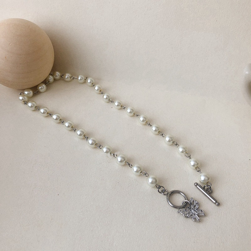 Women Pearl Rhinestones Choker Butterfly Necklace Short Chian Jewelry Gifts