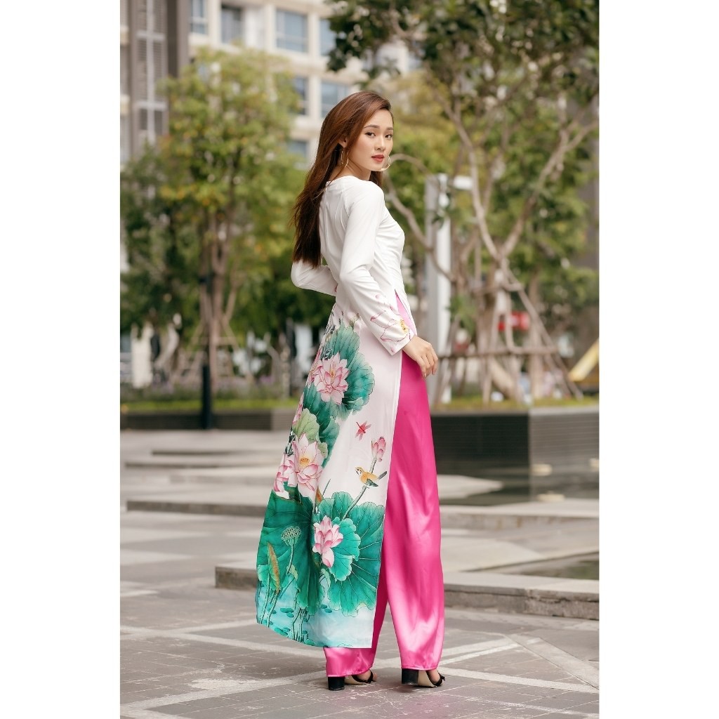 Áo dài truyền thống nữ trắng cổ tròn vải lụa in hoa sen có nhiều size - LASENTUS | BigBuy360 - bigbuy360.vn