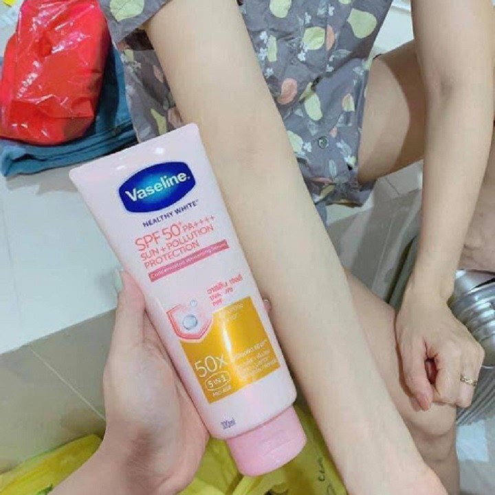 Dưỡng thể chống nắng Vaseline Thái 50X Healthy White SPF50+PA++++ 320ml | BigBuy360 - bigbuy360.vn