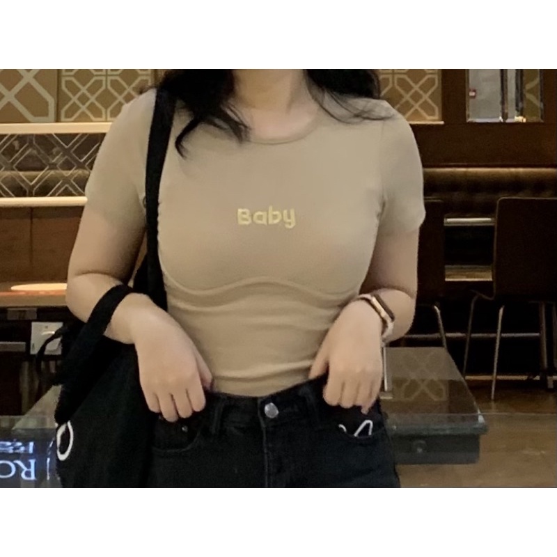 [Pass] Bodysuit chữ thêu Baby viền ngực | BigBuy360 - bigbuy360.vn