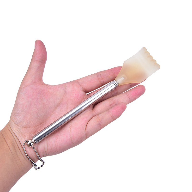 Cây gãi lưng thép không gỉ có thể kéo dài thu gọn tiện lợi