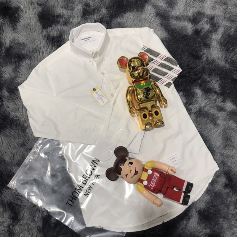 Áo Sơ mi Thombrowne  xanh viền 4 sọc xám, đỏ, vải oxford nhập khẩu