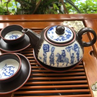 Bộ ấm trà tử sa sự tích