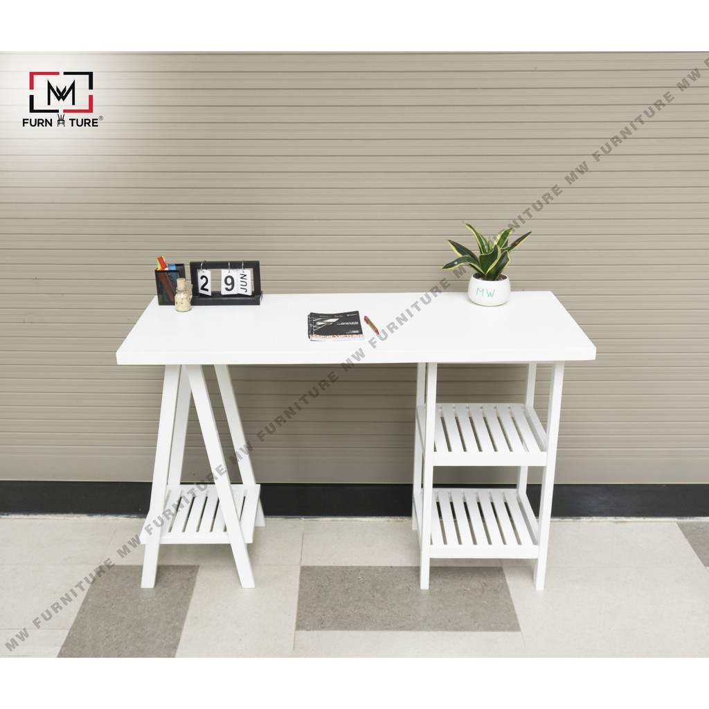 Bàn học làm việc có kệ chân tháp màu trắng thương hiệu MW FURNITURE - Nội thất căn hộ