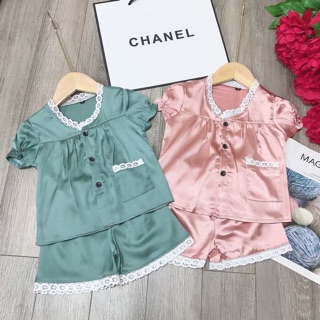 Bộ pijama phối ren chất phi lụa cho bé