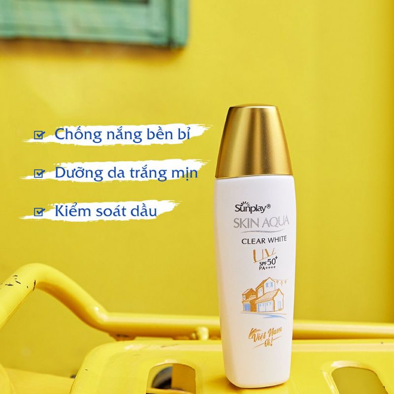 Kem Sữa chống nắng Sunplay Skin Aqua Clear White dưỡng trắng cho da dầu SPF 50+, PA++++ 25g 55g