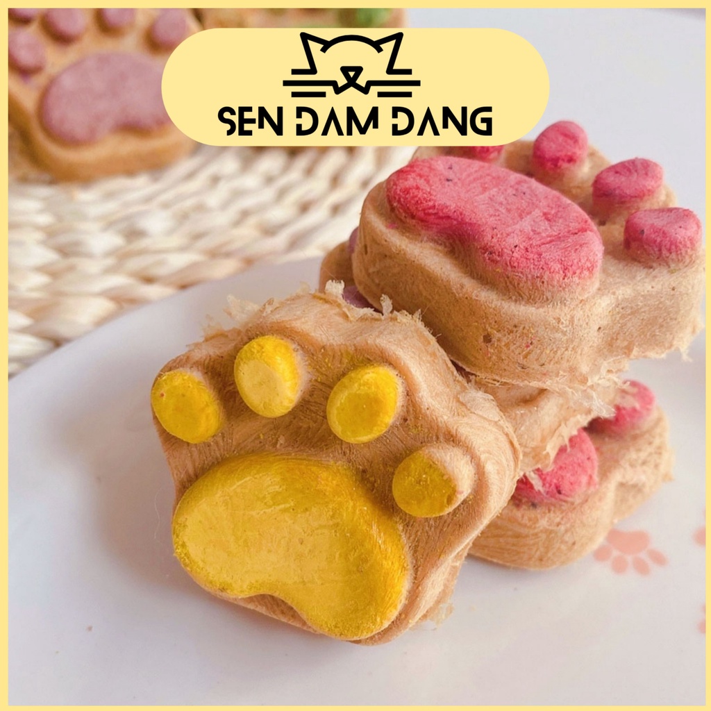 Bánh Hình Măng Cụt Sấy Cho Cún Mèo