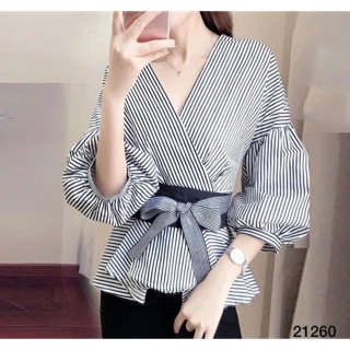 [Mã SKAMLTSM9 giảm 10% đơn 99K] Áo peplum tay phồng cách điệu nơ eo