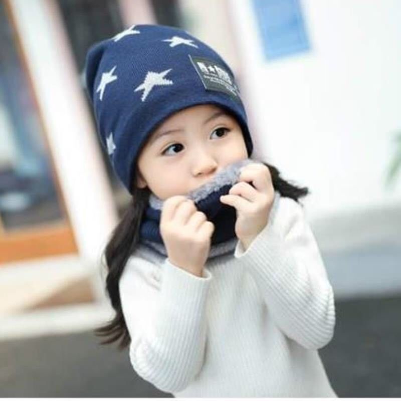 Mũ Len Kèm Khăn Lót Lông Hoạ Tiết Ngôi Sao Siêu Ấm Cho Bé