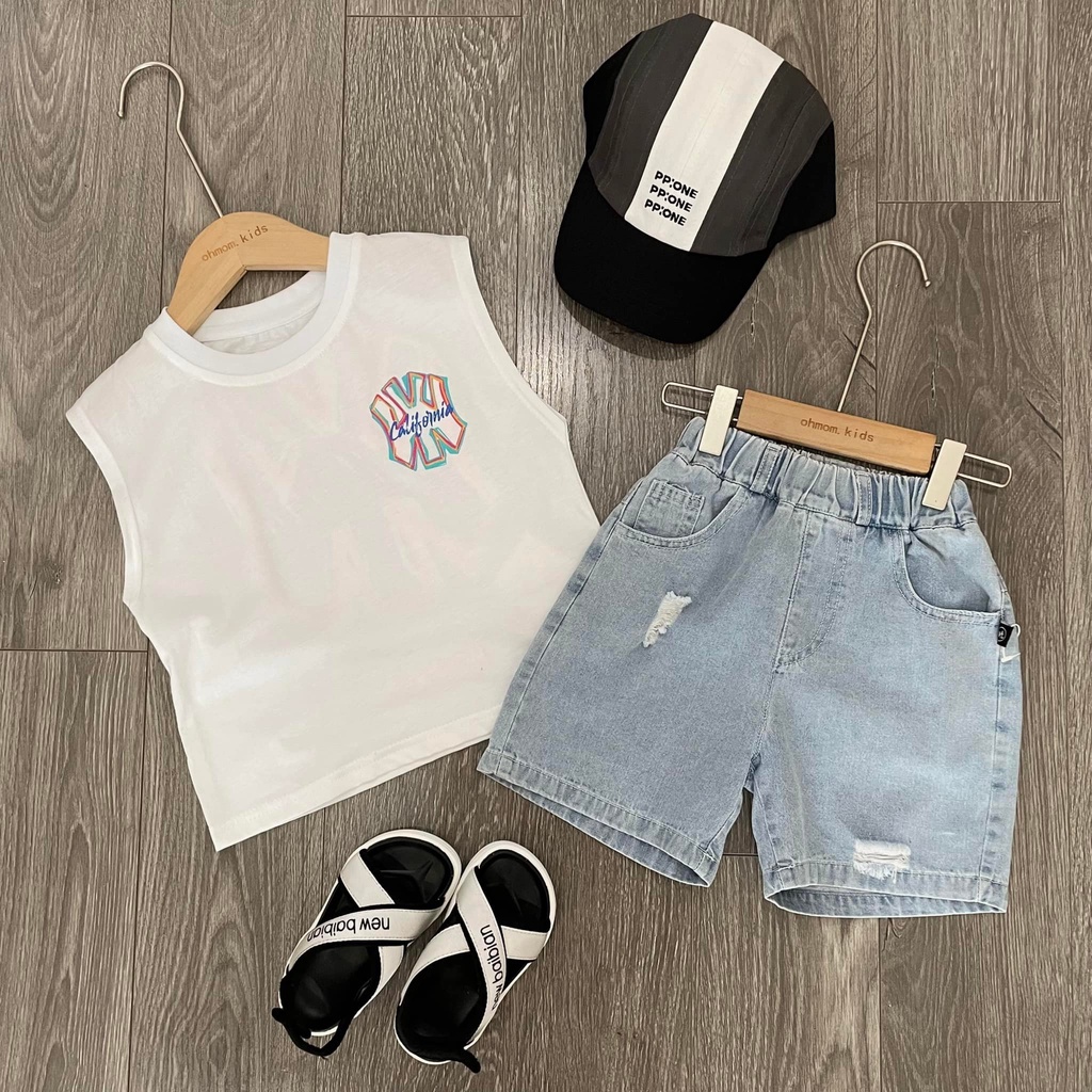 Áo ba lỗ kiểu hàn và short jeans rách