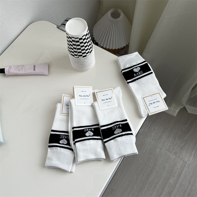 VỚ, TẤT NỮ THỜI TRANG HOT HỌA TIẾT ME.