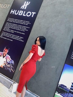 Đầm body cổ u