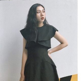 [ ĐẦM ĐỘC LẠ] ĐẦM ĐEN SANG CHẢNH CHÍT EO