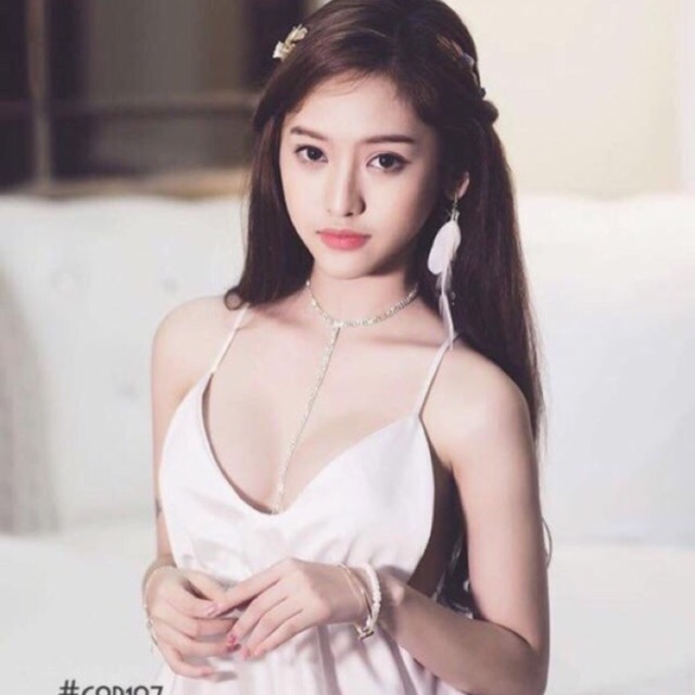 Chocker cổ đá