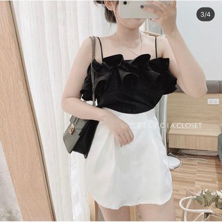 Set áo đen 2 dây bèo ngực + chân váy trắng