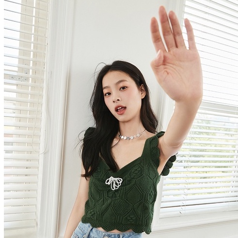 Áo Dệt Kim Hai Dây Cổ Chữ V Thắt Nơ Xinh Xắn Thời Trang