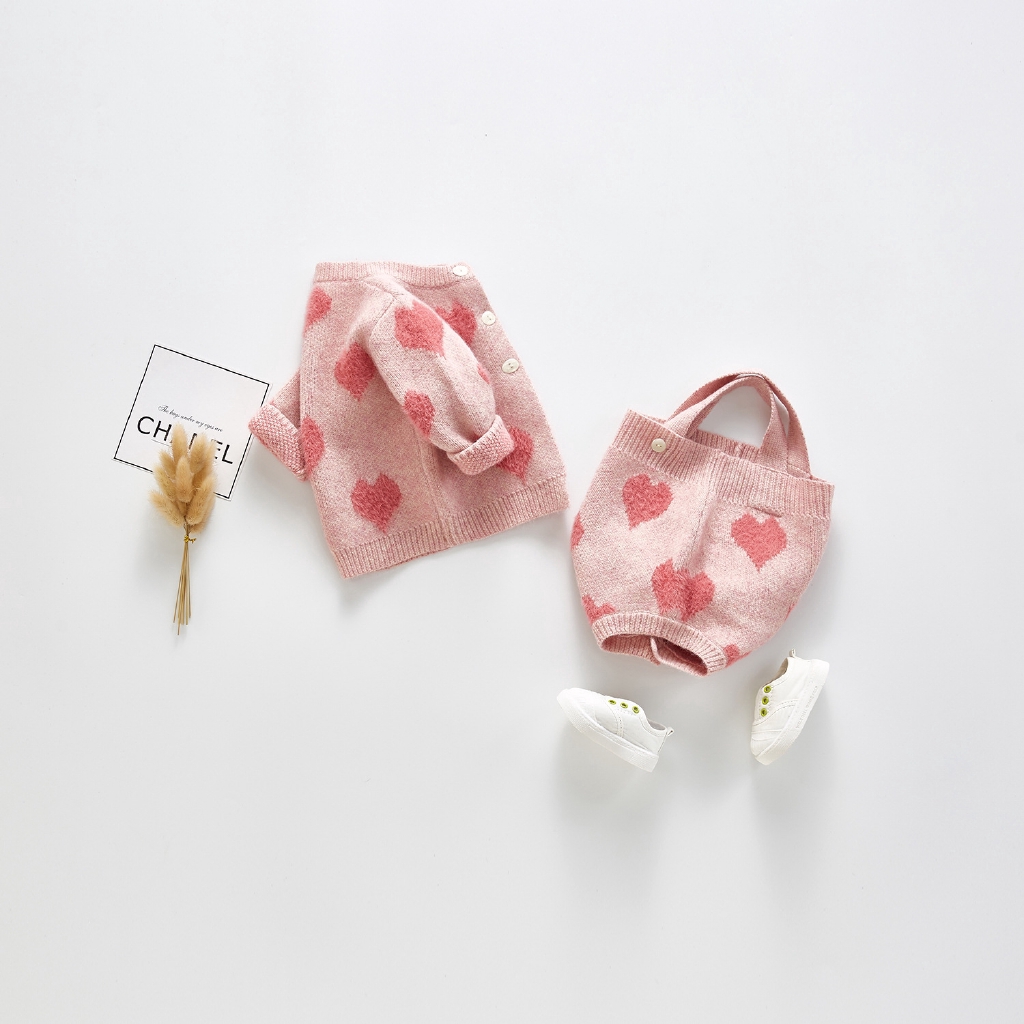 Bộ áo liền quần / áo khoác cardigan họa tiết trái tim dành cho bé gái