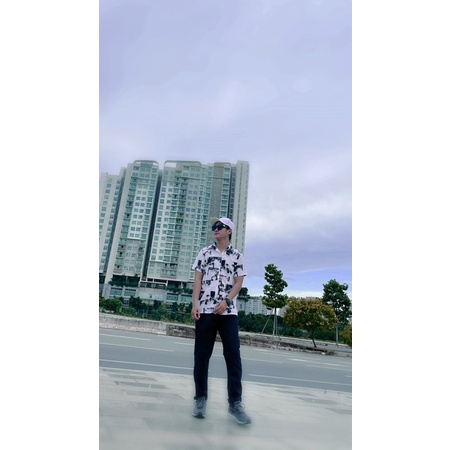 [VIDEO THẬT] Áo sơ mi lụa form rộng tay lở in hình hoạt hình cực chất, chất lụa mềm mịn, thoáng mát, lên form cực chuẩn | BigBuy360 - bigbuy360.vn