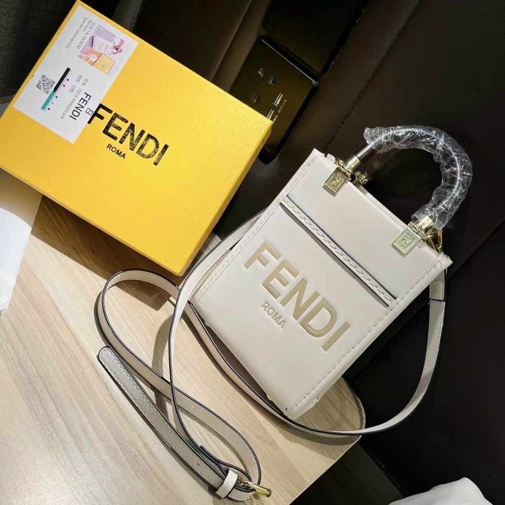 Túi xách nữ chữ FFF size 14cm đựng vừa đt cực xinh