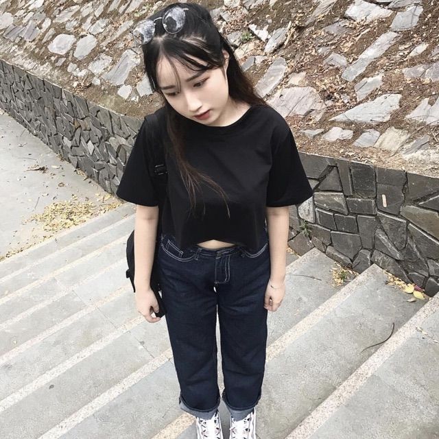 Áo thun form rộng croptop