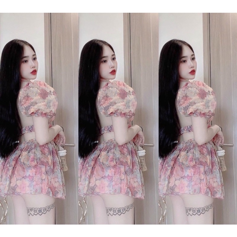 ĐẦM HOA NHÍ TAY PHỒNG CỔ VUÔNG HỞ LƯNG DÁNG NGẮN ( sẵn đủ màu )