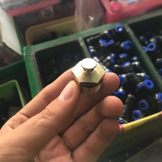 Bec phun sương đồng xoay 360 độ chân ren21