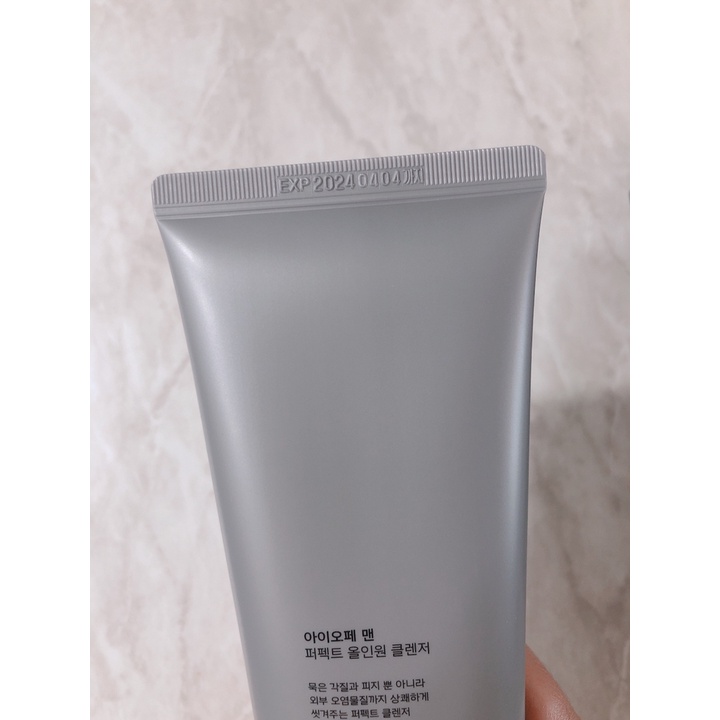 Sữa rửa mặt Nam IOPE MEN ALL ON ONE CLEANSER phiên bản 2021