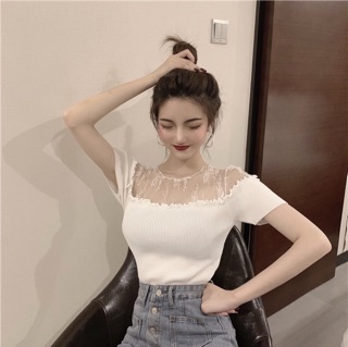 Áo trễ vai phối lưới
