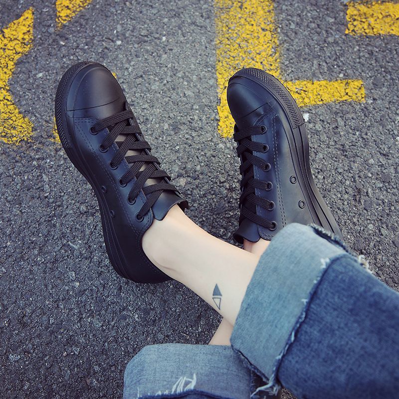 Giày nhựa dẻo đi mưa