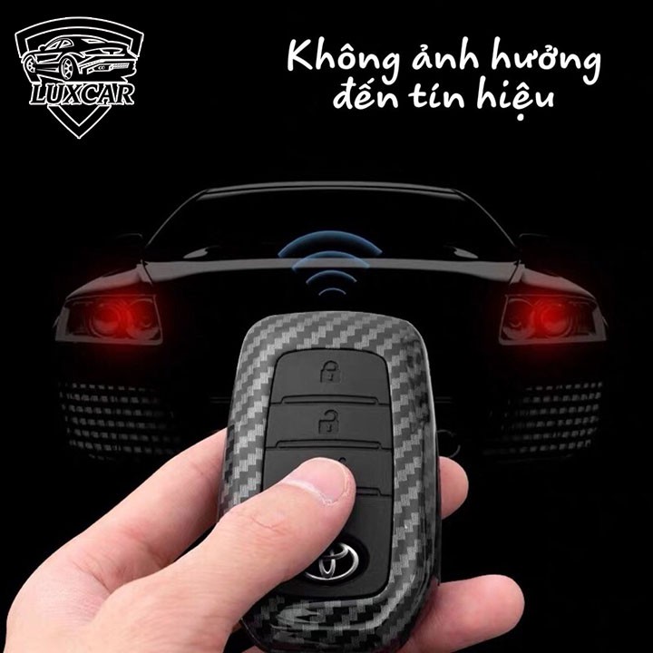 Ốp khóa ô tô LUXCAR cao cấp CARBON TOYOTA FORTUNER/ HILUX/ CAMRY/ INNOVA