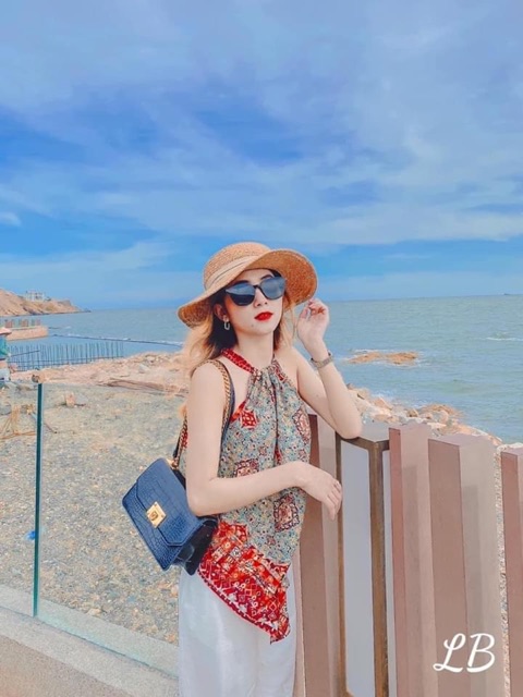 SÉT ÁO YẾM THỔ CẨM KÈM QUẦN ỐNG RỘNG TRẮNG SIÊU HOT, thời trang 1989 , váy đi biển ,quần ống rộng lưng cao ,quần tay nữ