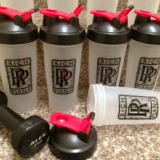 RICHPIANA Bình đựng nước 700ml