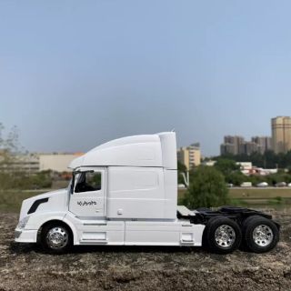 Xe container 1:32
