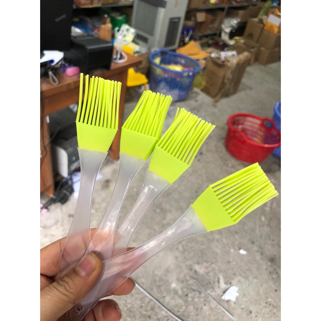 Combo 2 Chổi Quét Dầu Ăn Silicon